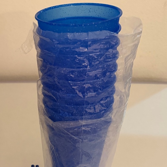 Blue Party Cups and Straws Set - Picture 2 of 2